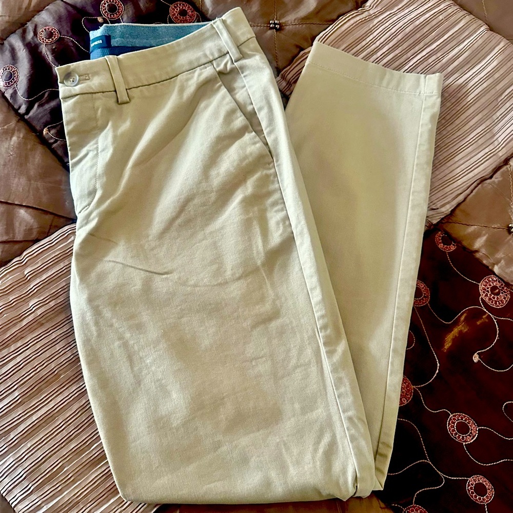 EUC - Express Mens Tan Khaki Pants Slim Straight Stretch - 32 x 32 WORN ONCE!